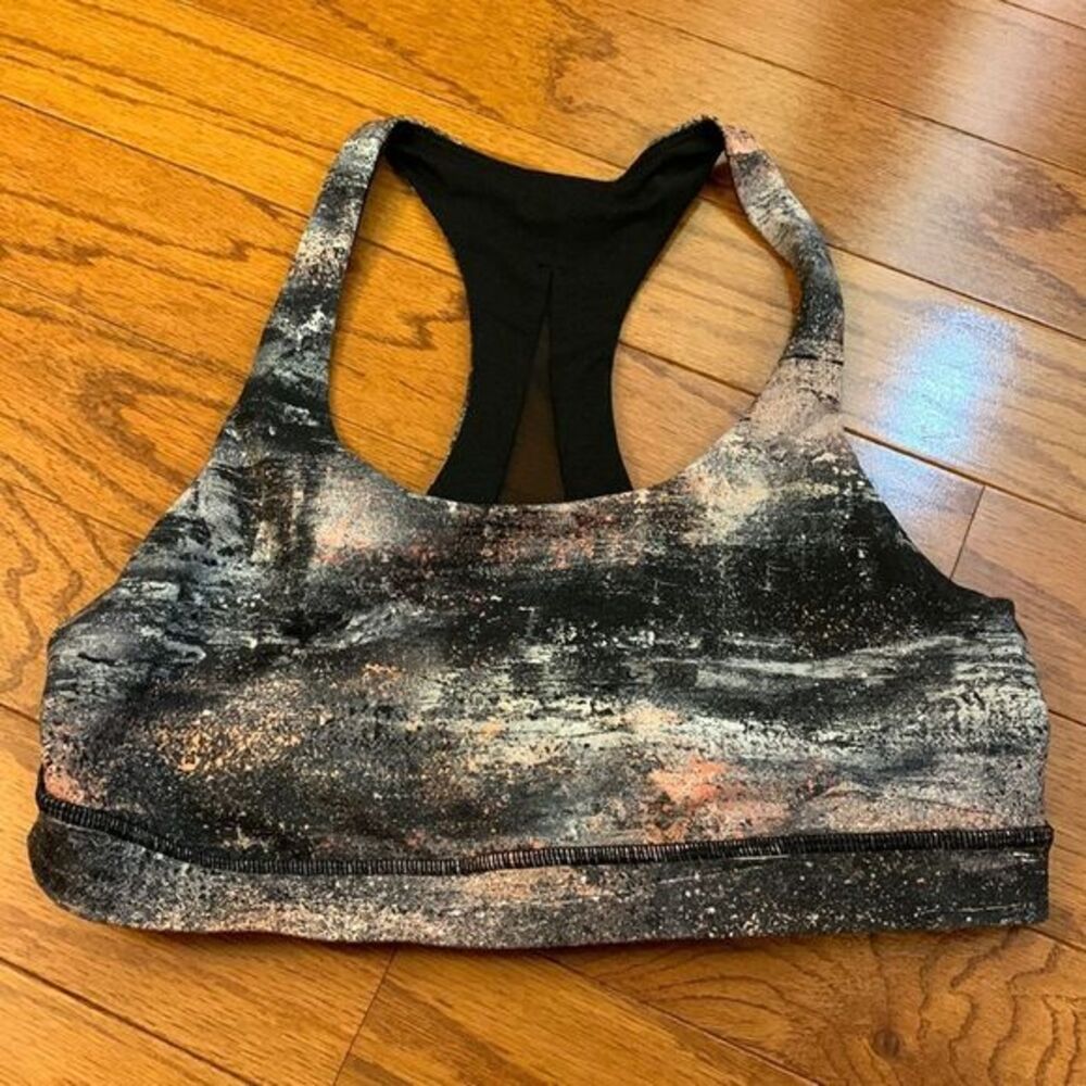 Size Large tie-dye sports bra